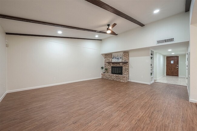 Building Photo - 16810 Sweno Ct
