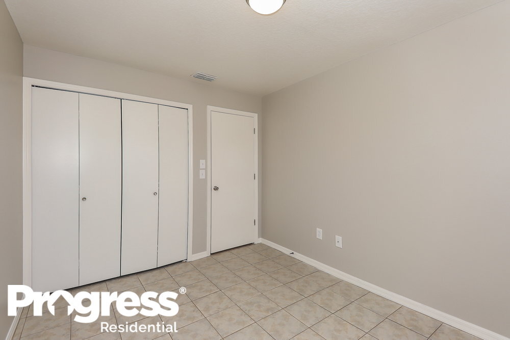 Building Photo - 213 Lookout Dr