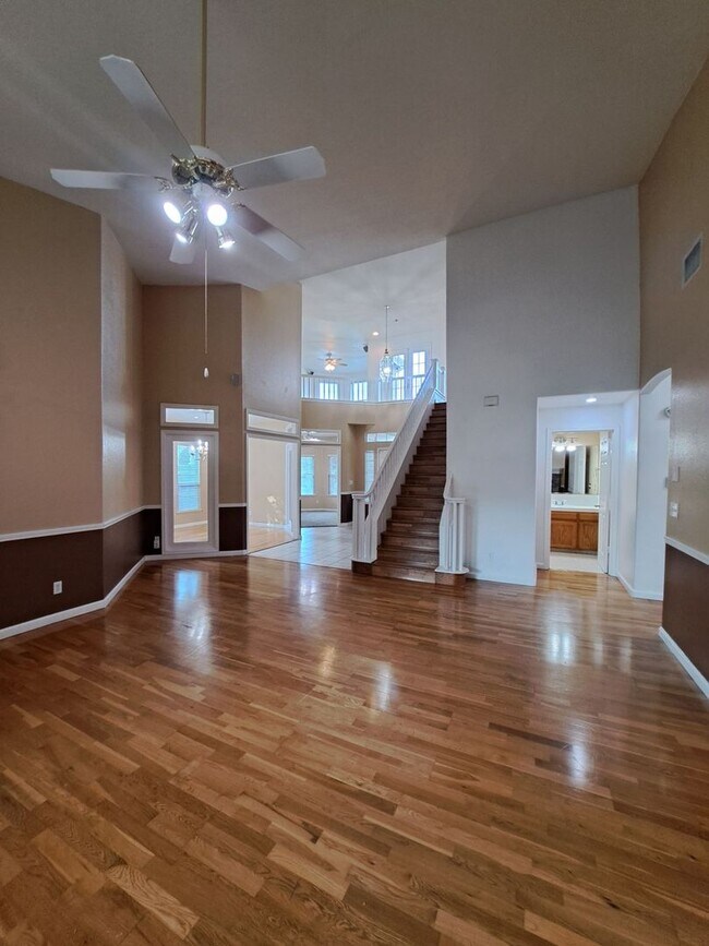 Building Photo - Move in Special: Half OFF your 1st Month's Rent! Elegant 4 Bedroom Home w/ Upstairs Loft Move in ...