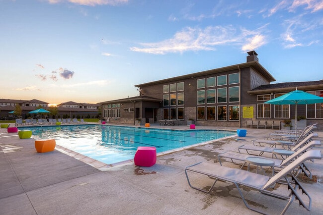 Building Photo - Find Your Perfect Fit At Terra Vida!