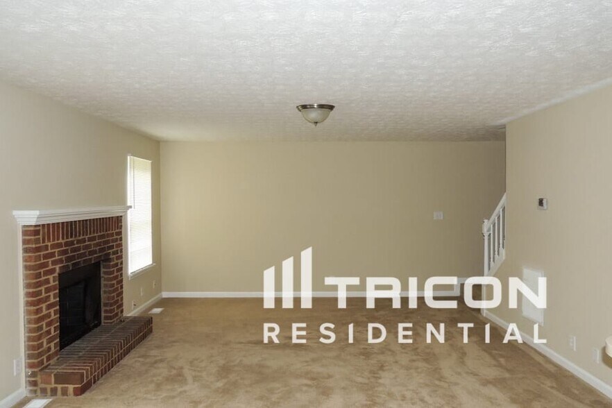 Building Photo - 87 Cypress Pl