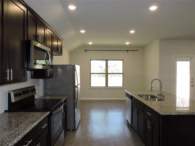 Building Photo - 2100 Penn St