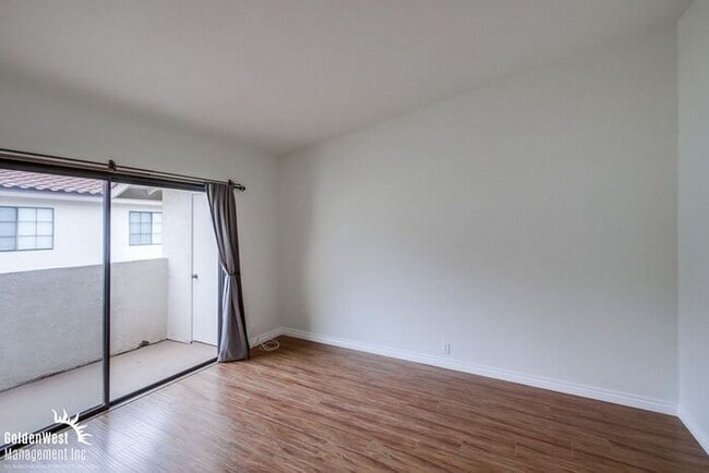 Building Photo - Beautiful 2Bdm 2Ba Condo in La Jolla Colon...