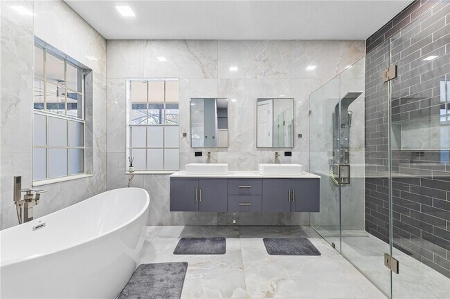 Building Photo - 11342 S Camden Commons Dr