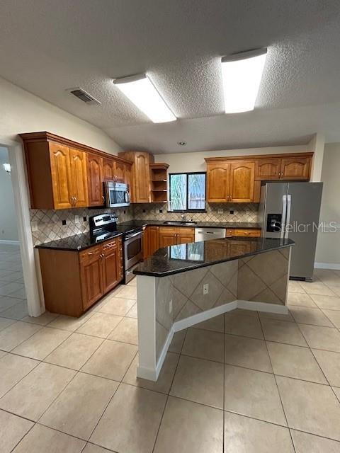 Building Photo - 718 Holbrook Cir