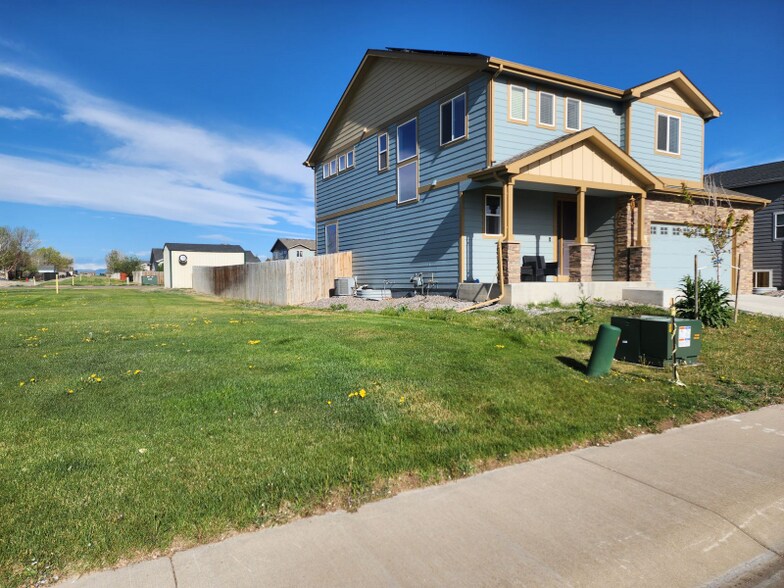 Building Photo - 60 Katsura Cir