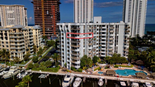 Building Photo - 1361 S Ocean Blvd