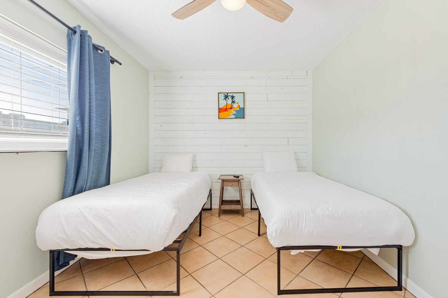 Building Photo - 306 Barracuda Ave