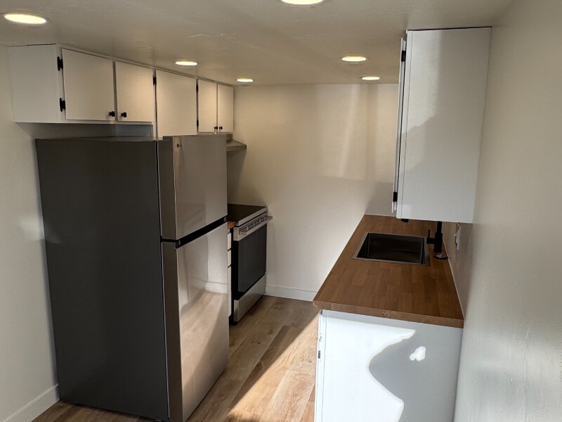 Building Photo - 174-180 W Foxbridge Dr