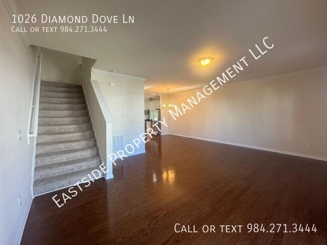 Building Photo - 1026 Diamond Dove Ln