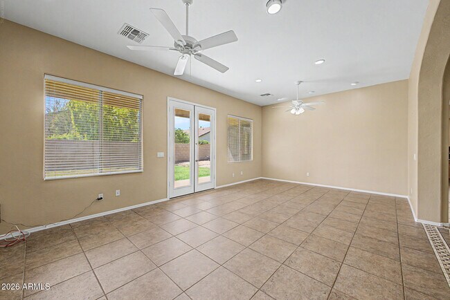 Building Photo - 12929 W Vista Paseo Dr