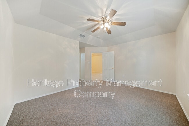 Building Photo - 236 Rosalie Dr