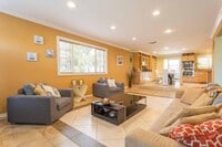 Building Photo - 2744 E Bennett Ave