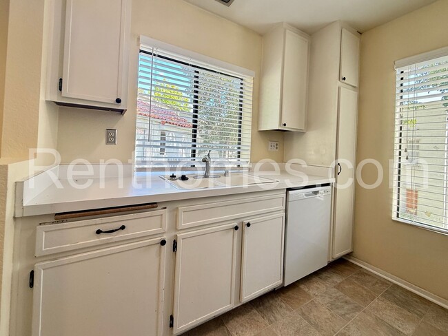 Building Photo - 11179 Camino Ruiz