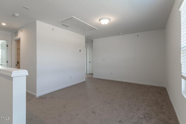 Building Photo - 1482 Rhodes Pond St