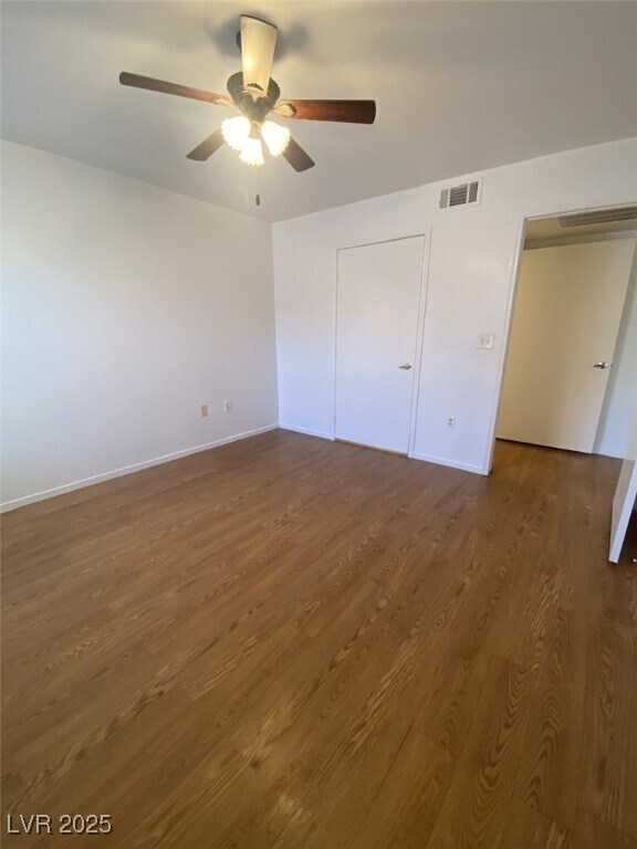 Building Photo - 555 E Silverado Ranch Blvd