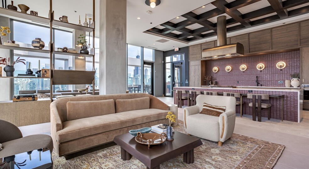 Building Photo - 327 N Aberdeen St