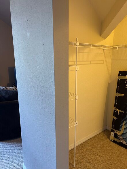 Building Photo - 5026 Sunridge Palms Dr