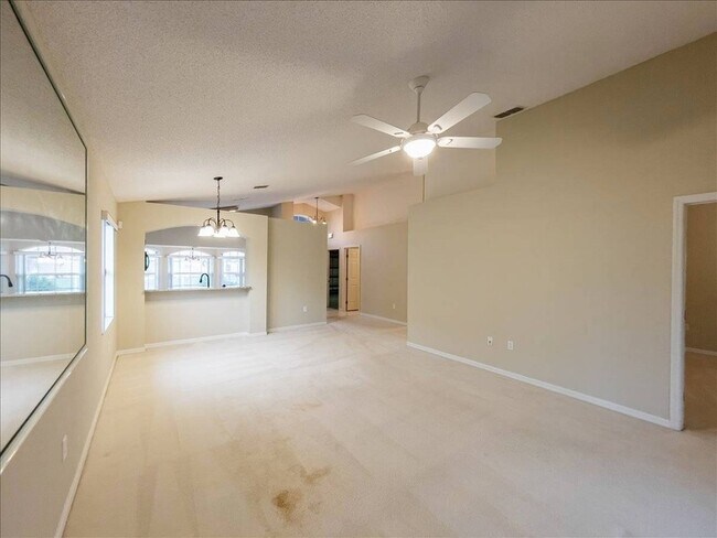 Building Photo - 218 Langford Park Ave