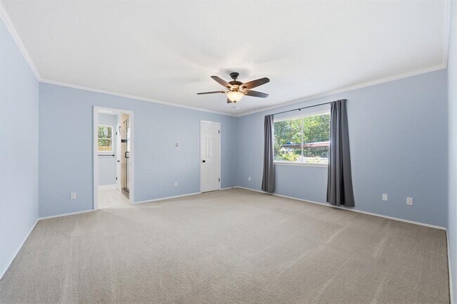 Building Photo - 11826 Carshalton Dr