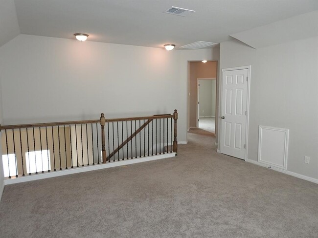 Building Photo - 108 Hauser Dr