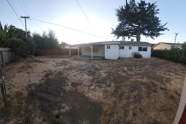 Building Photo - 1321 Madonna Rd