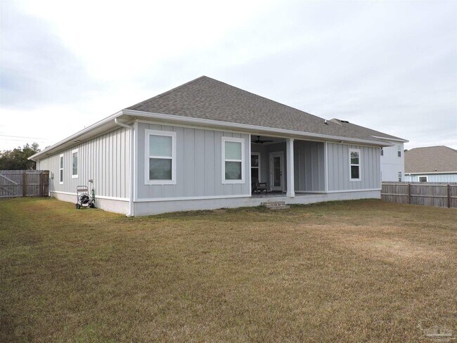 Building Photo - 10612 Davenport Lp