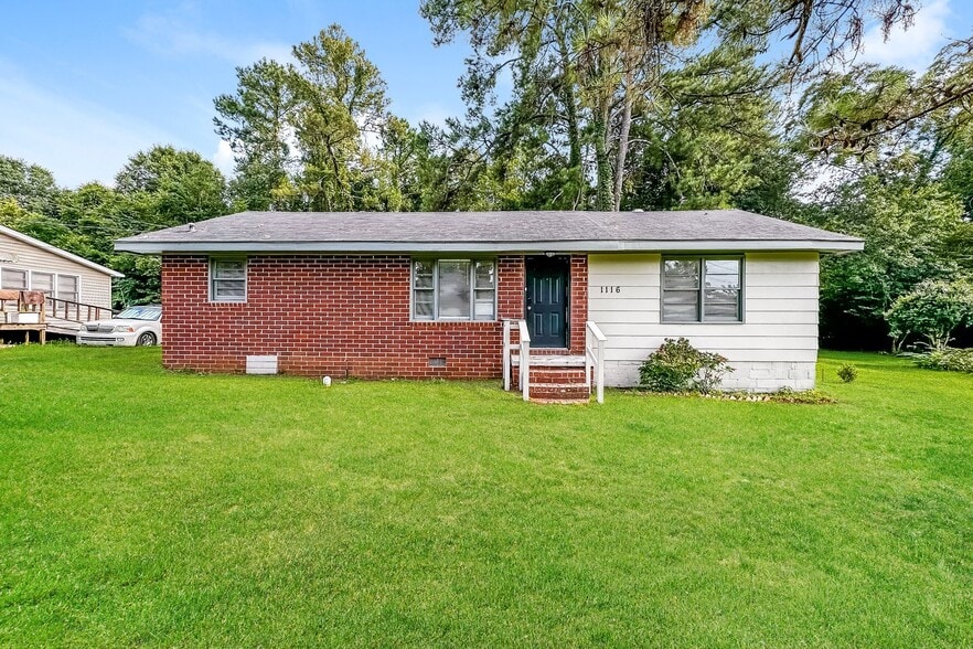 Building Photo - 1116 Lovely Ln
