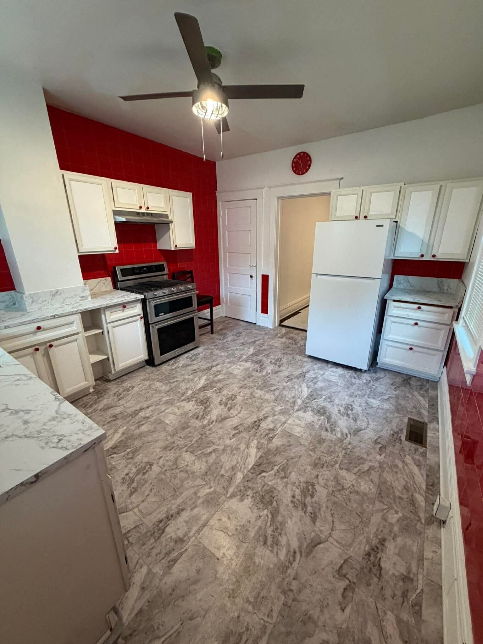 Building Photo - 3339 Webster Ave