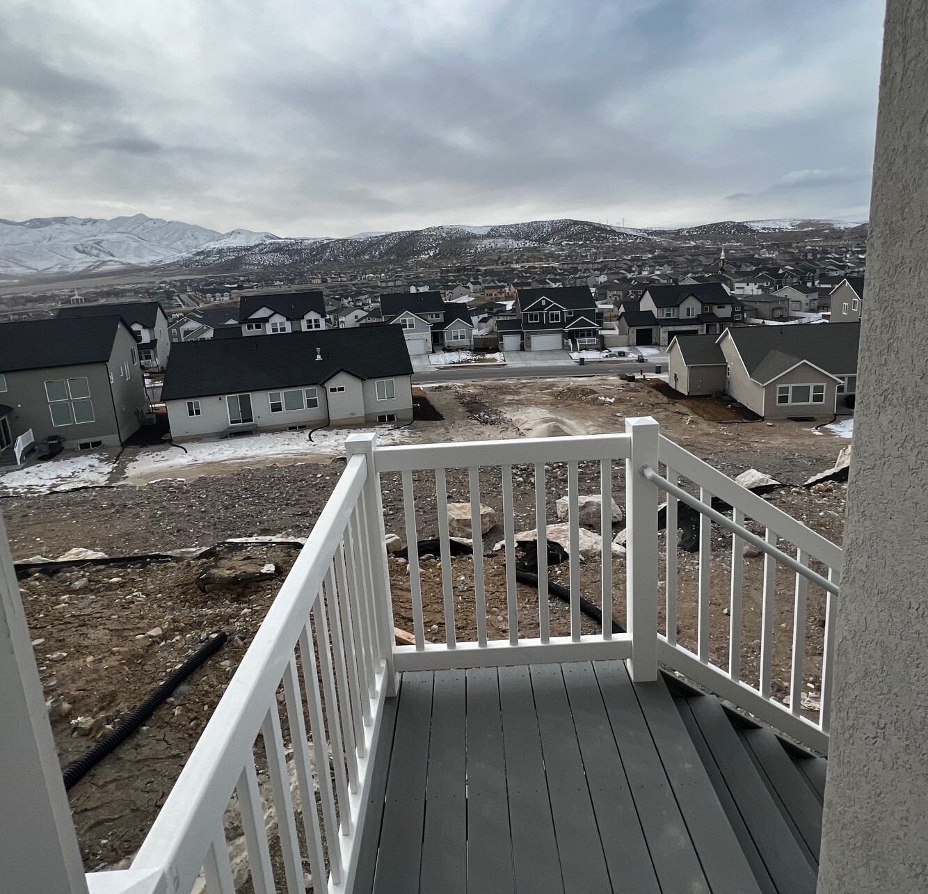 View from main entrance door. - 1813 W Olympus Dr