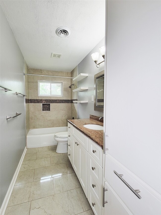 Building Photo - 5846 Ettrick Dr