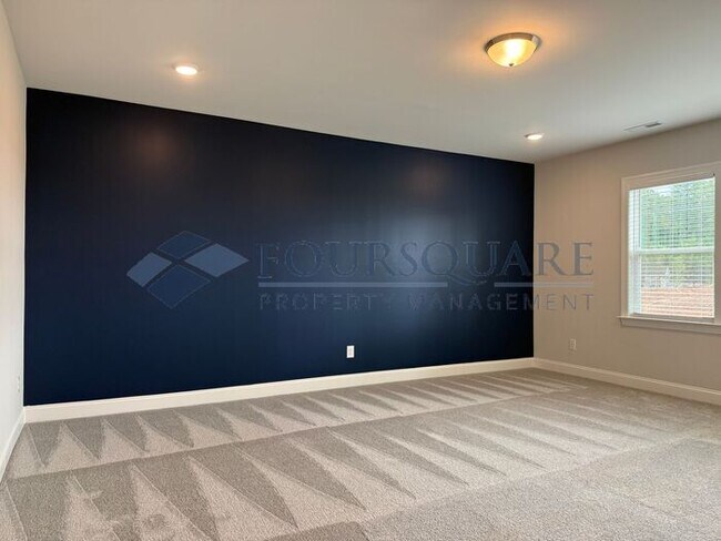 Building Photo - Elegant 4-Bed / 3.5-Bath Home with Main-Level Primary Suite, Quartz Kitchen & 3-Car Garage – In H...