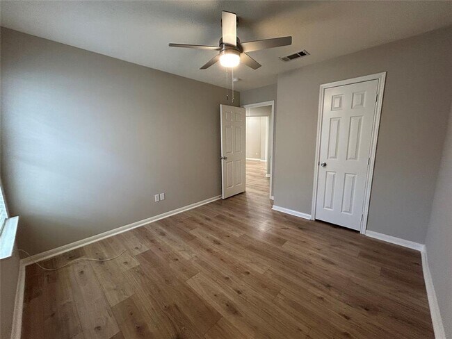 Building Photo - 8714 Willancy Ln