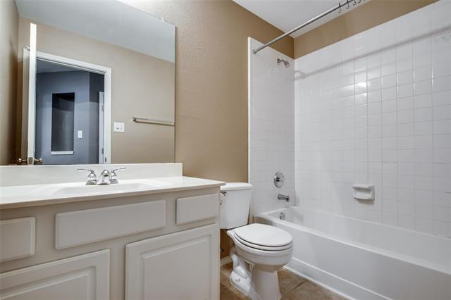 Building Photo - 5521 Sundance Dr