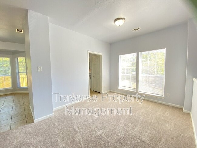 Building Photo - 903 Freshwood Ct