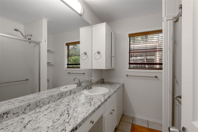 Building Photo - 1412 22nd St