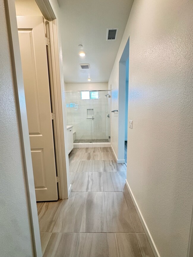 Building Photo - 303 Capistrano Dr