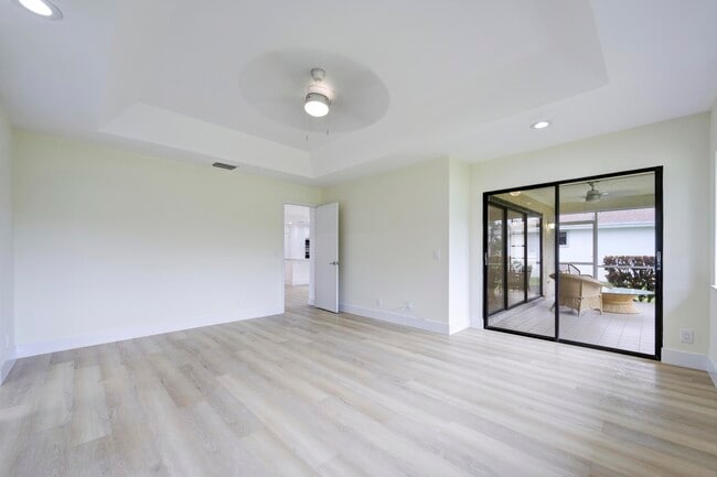 Building Photo - 6890 Touchstone Cir