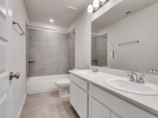 Building Photo - 7087 Silverleaf Oak St