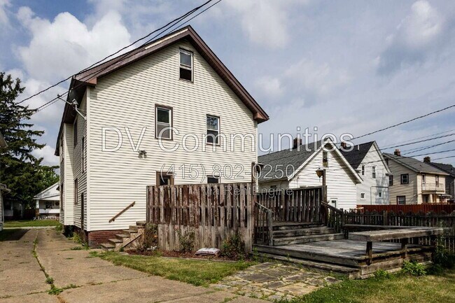 Building Photo - 3765 W 134th St