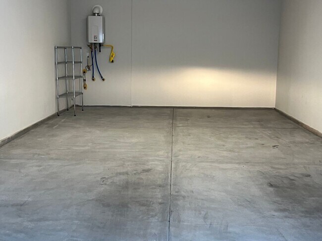 Building Photo - AFFINITY - SUMMERLIN West