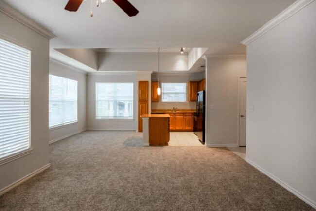 Building Photo - 1 bedroom in Austin TX 78728