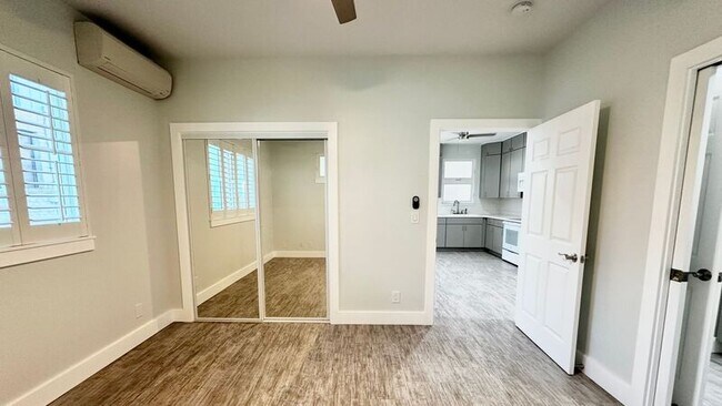 Building Photo - 3152 Kaimuki Ave