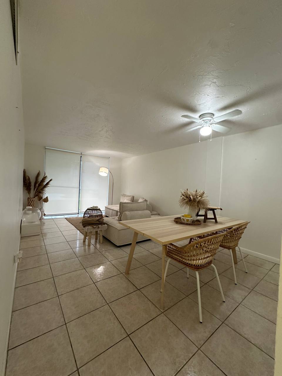 Building Photo - 9440 Fontainebleau Blvd