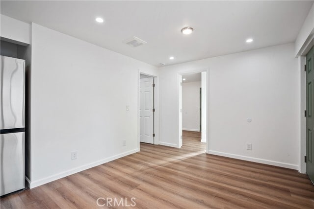 Building Photo - 277 Diamond St