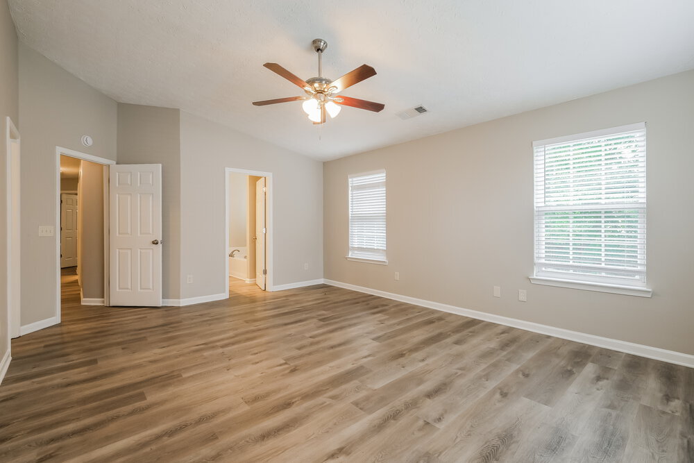 Building Photo - 1304 Ivey Pointe Dr SE