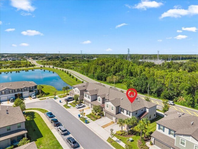 Building Photo - 8166 Crescent Oaks Dr