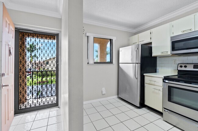 Building Photo - 9413 Boca Cove Cir