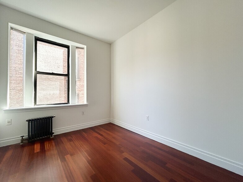 Building Photo - 611 W 137th St