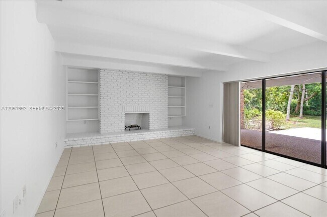 Building Photo - 12365 SW 60th Ct